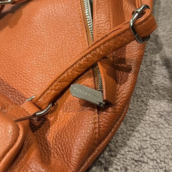 Authentic Valentina backpack brand new never worn - Picture 4 of 4